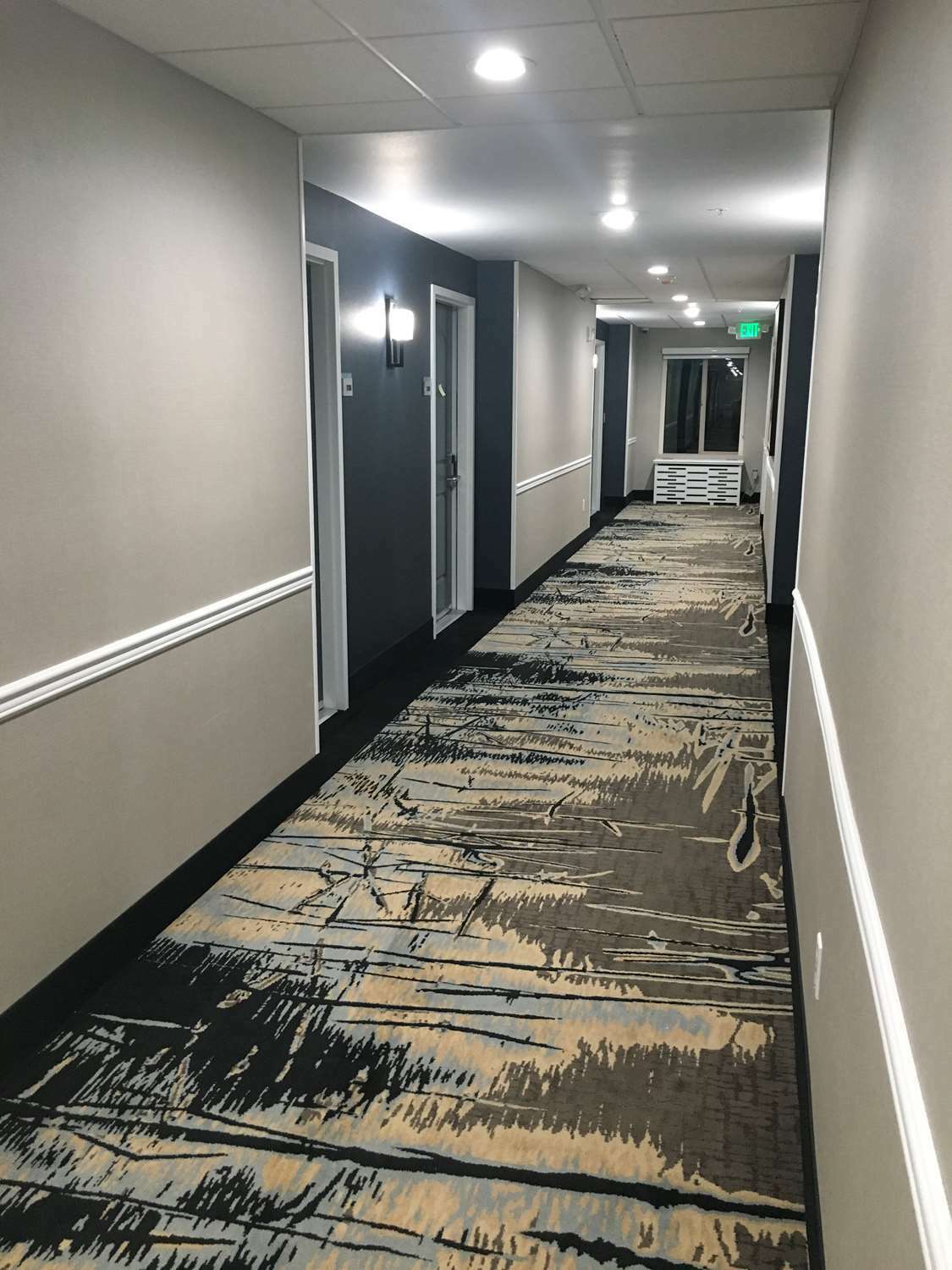 Best Western Plus New Barstow Inn & Suites Exterior photo